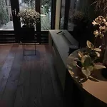 Bijzonder Stadshuis Met Diepe Moderne Tuin. Hébergement de vacances *
